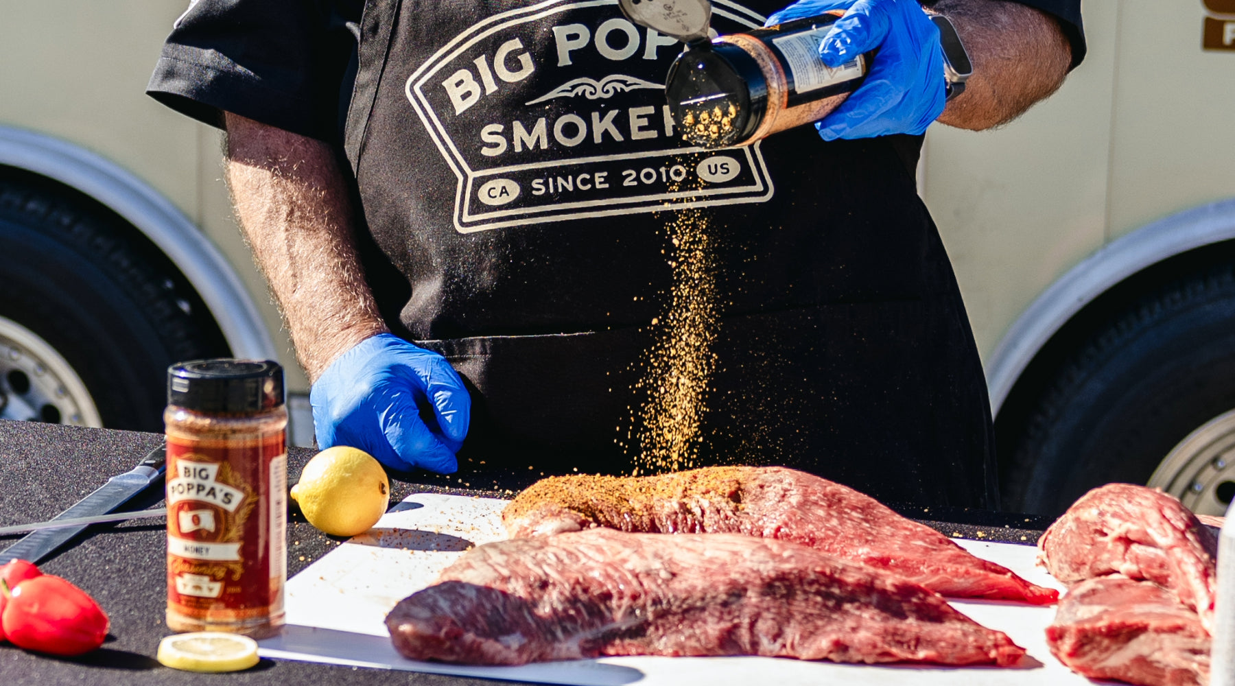 Seasoning tri tip