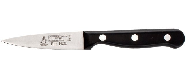 Close-up of the Messermeister Park Plaza 3.5" Spear Point Paring Knife tip highlighting its sharp edge and fine
